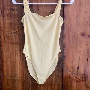 Boohoo light yellow bodysuit